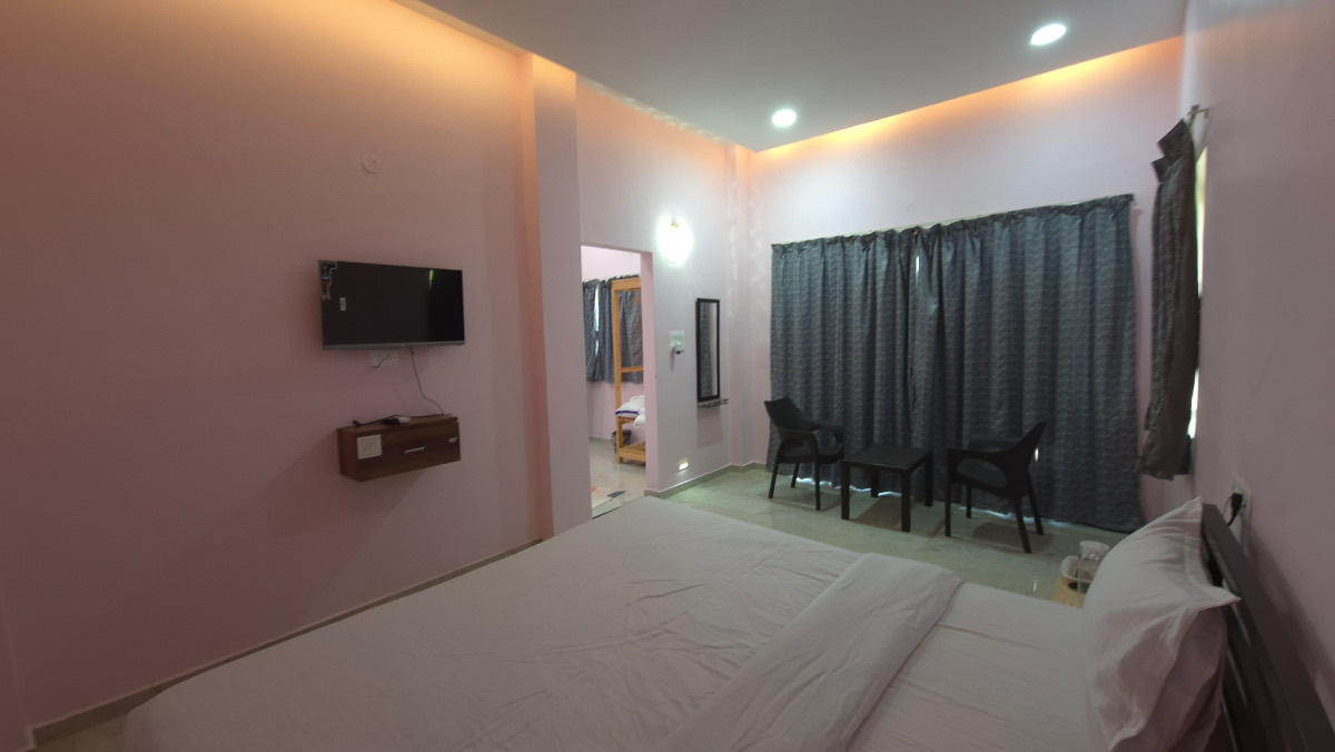 Deluxe Room at City Flora Tiger Resort